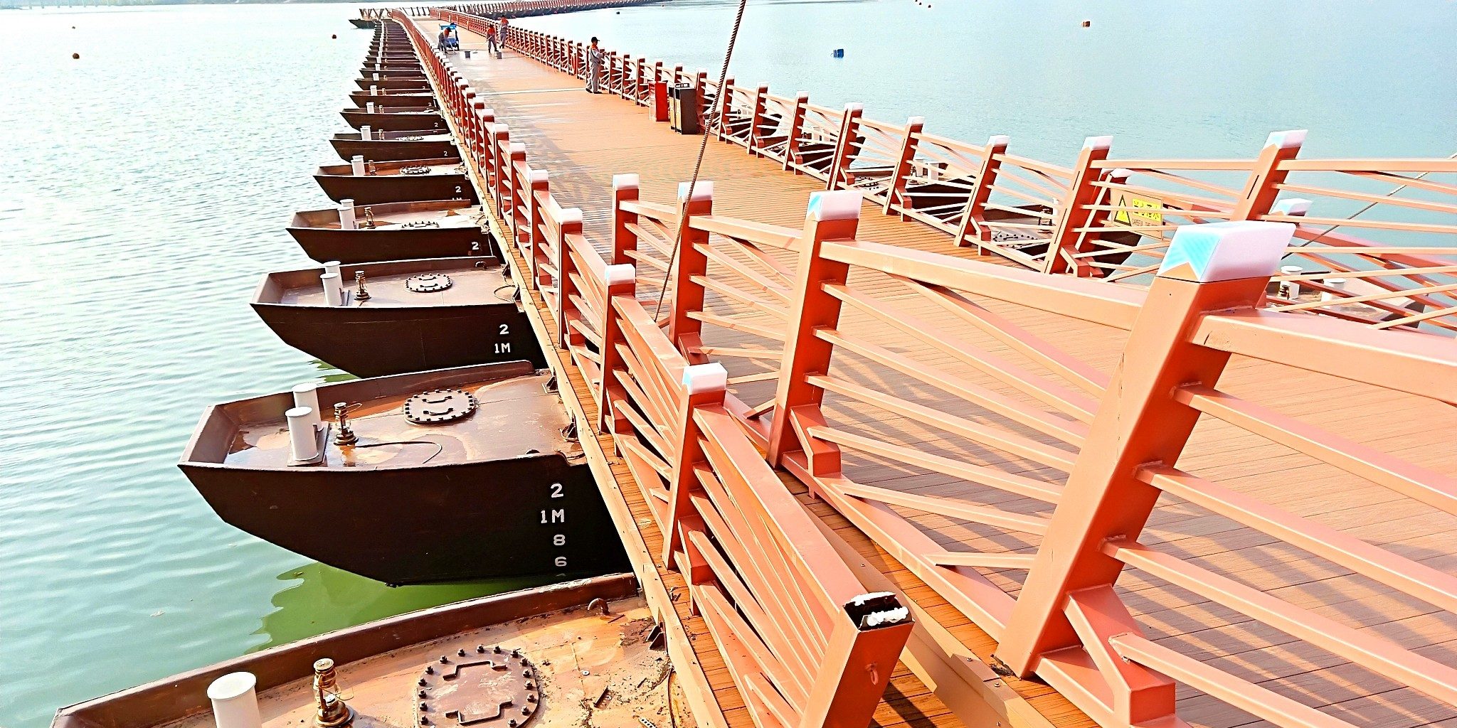 SICHUAN NANCHONG JIALING RIVER FLOATING PONTOON BRIDGE