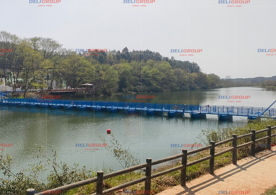 JIANGXI GANZHOU FLOATING STONE FLOATING BRIDGE