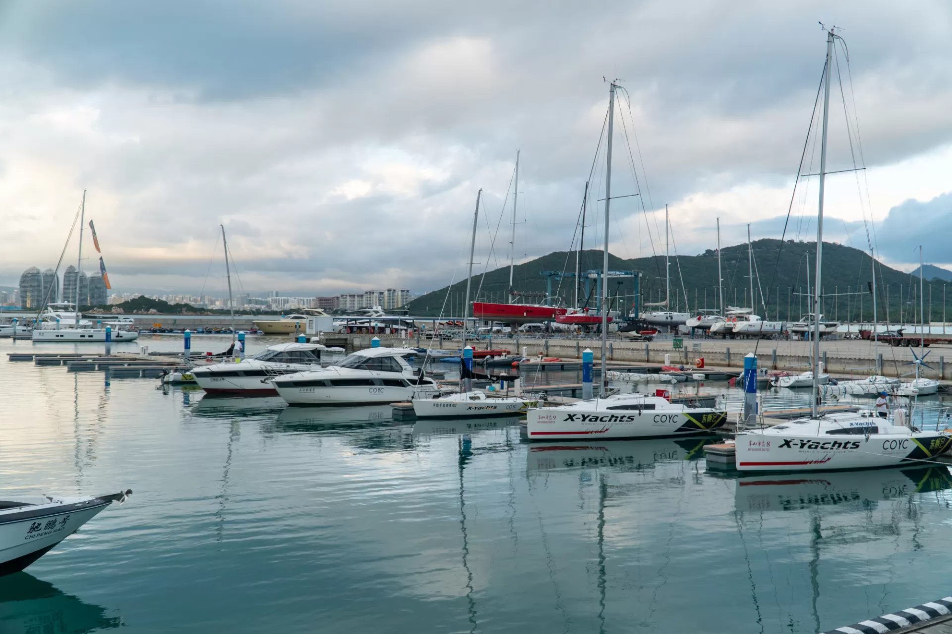 Why Partnering with a Top Manufacturer of Floating Bridges Guarantees Long-Term Marina Durability