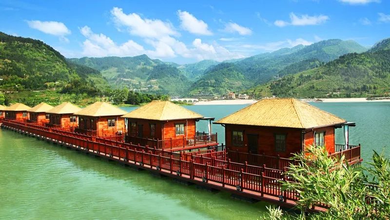 floating house
